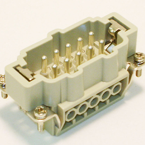 10 POS. 16 AMP MALE INSERT